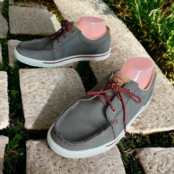 TWISTED X (10M) Dark Gray Loper with Dark Red Accents WCA0030 - Picture 3 of 10